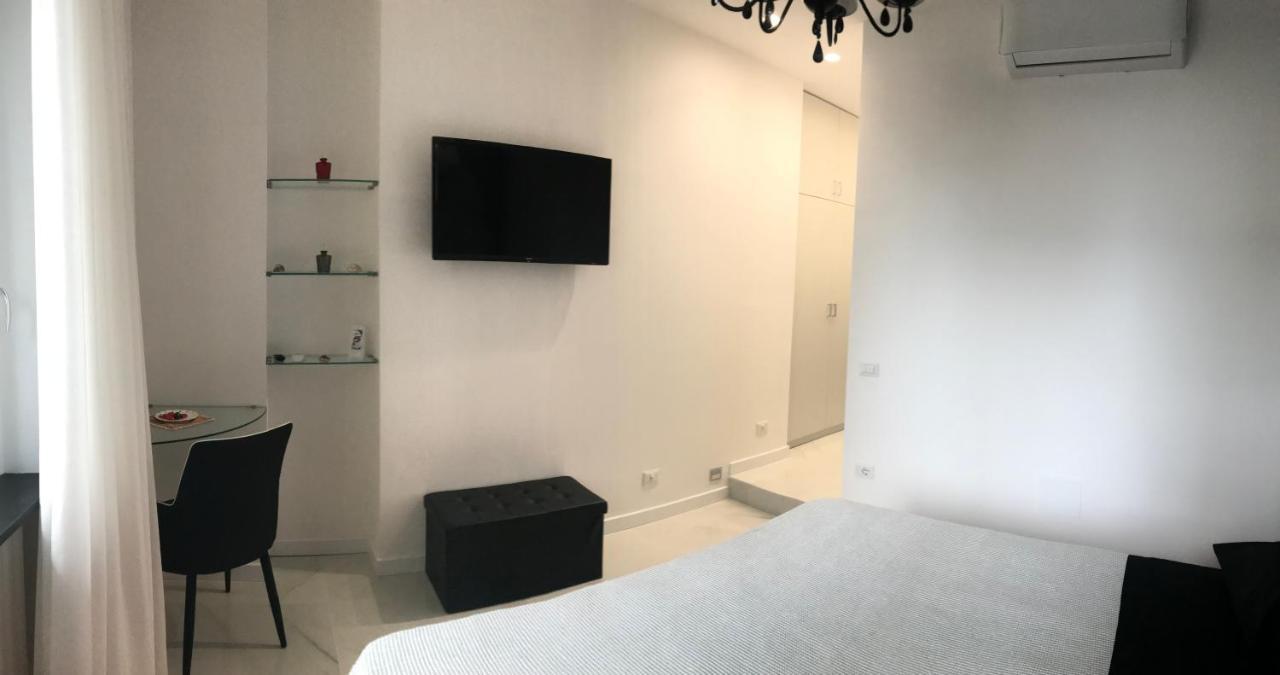 Luxury B&B Charlemagne Salerno Luaran gambar